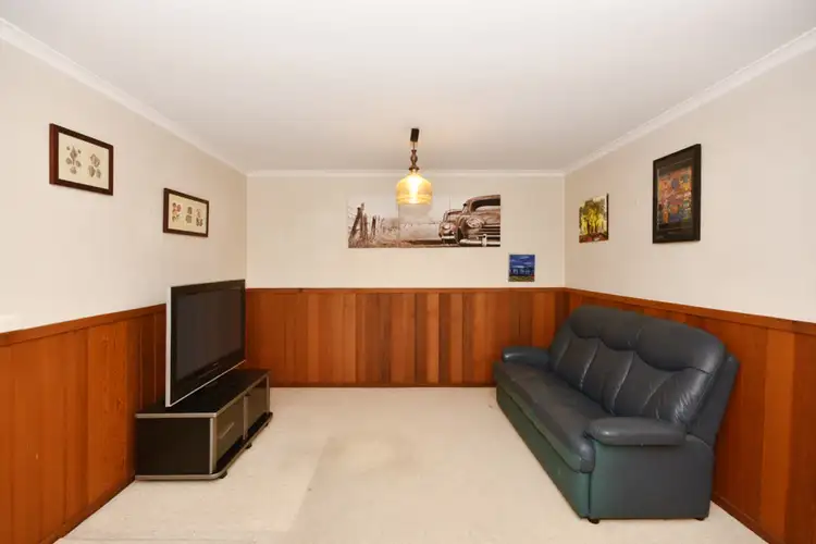 Fifth view of Homely house listing, 1 Alma Court, Kangaroo Flat VIC 3555