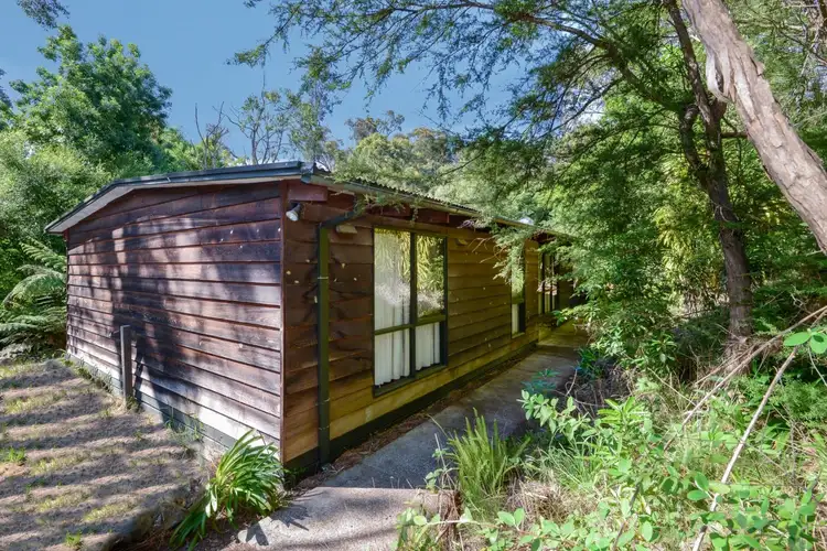 19 Tarhilla Drive, Launching Place VIC 3139