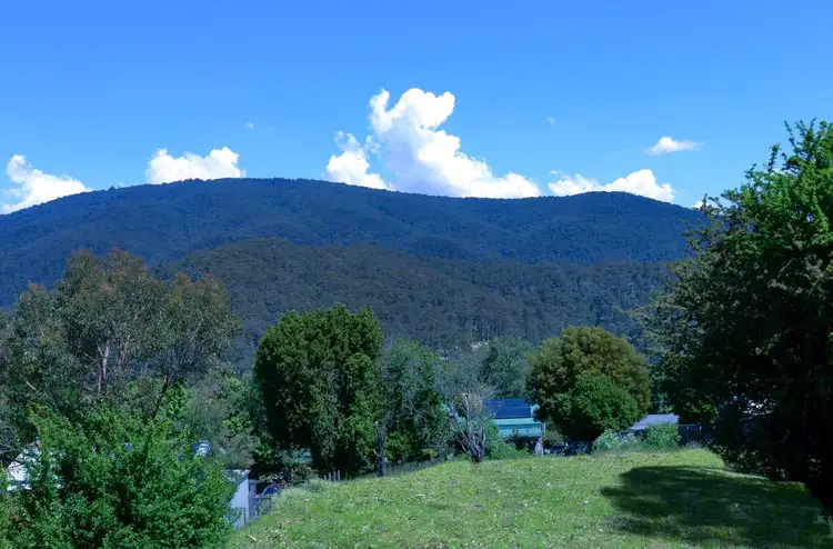 13 Comongin Avenue, Warburton VIC 3799