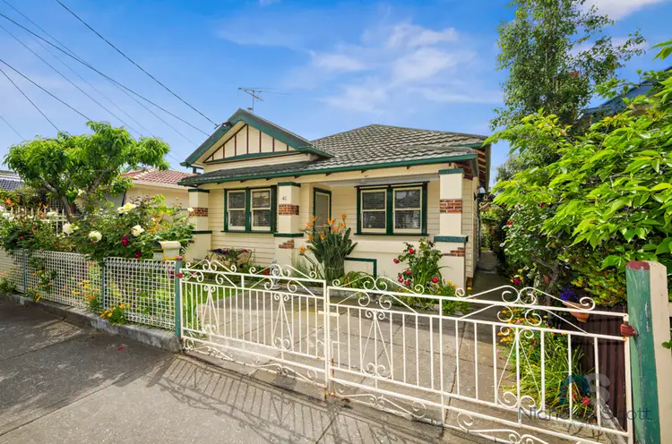 41 Chirnside Street, Kingsville VIC 3012