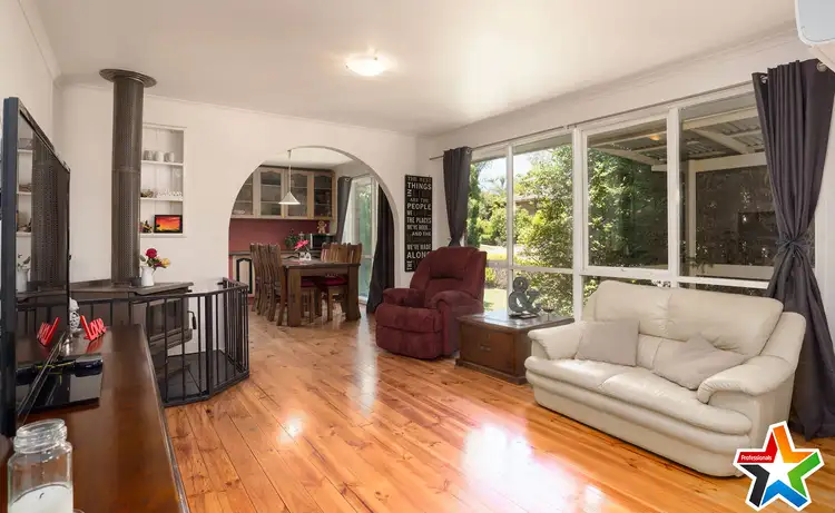 67 Wandana Crescent, Mooroolbark VIC 3138