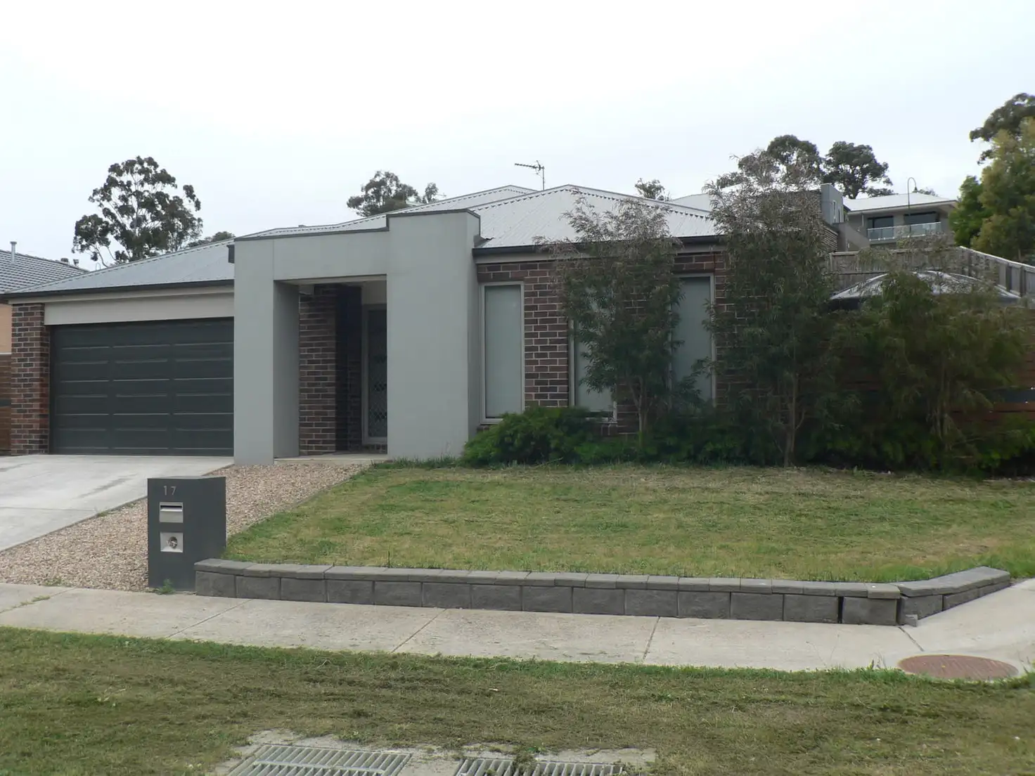 Main view of Homely house listing, 17 Phoenix Drive, Mount Clear VIC 3350