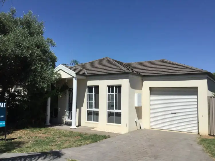 Main view of Homely unit listing, 2/9 Lawson Drive, Cobram VIC 3644