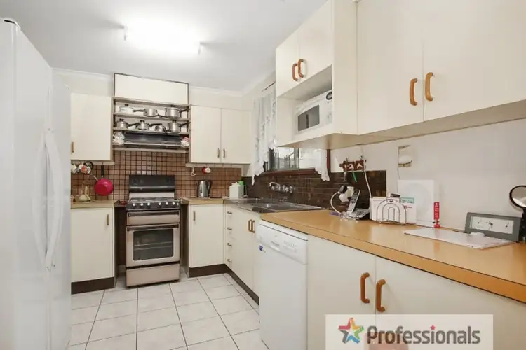 Second view of Homely house listing, 19 Sapphire Circuit, Wodonga VIC 3690