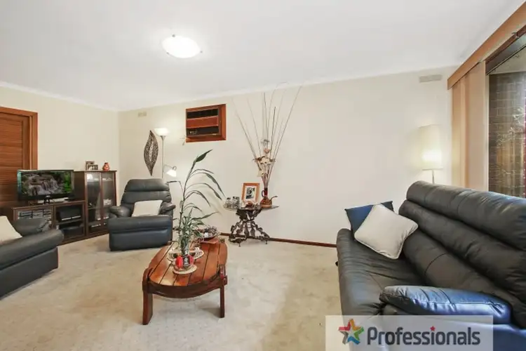 Sixth view of Homely house listing, 19 Sapphire Circuit, Wodonga VIC 3690