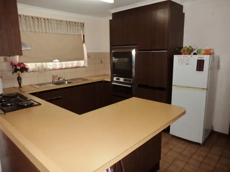 Third view of Homely townhouse listing, 2/123 McCallum Street, Swan Hill VIC 3585