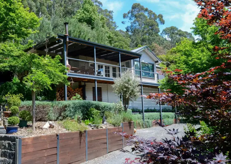 33 Highfield Road, Warburton VIC 3799