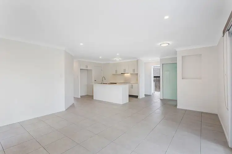 Fifth view of Homely house listing, 8 Topaz Crescent, Logan Reserve QLD 4133