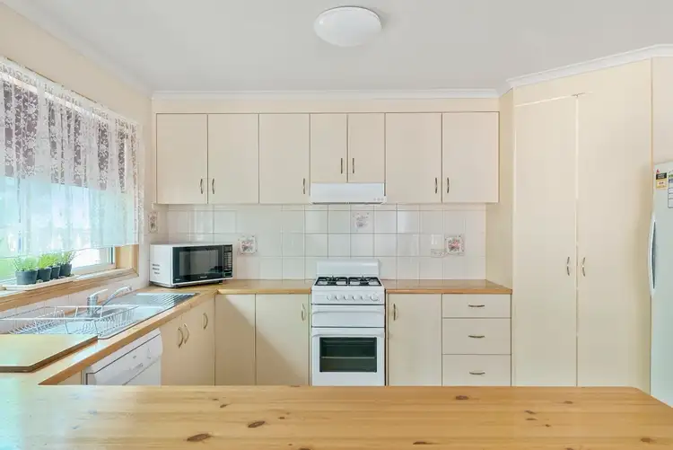 Second view of Homely house listing, 7 Aspin Gardens, Golden Square VIC 3555