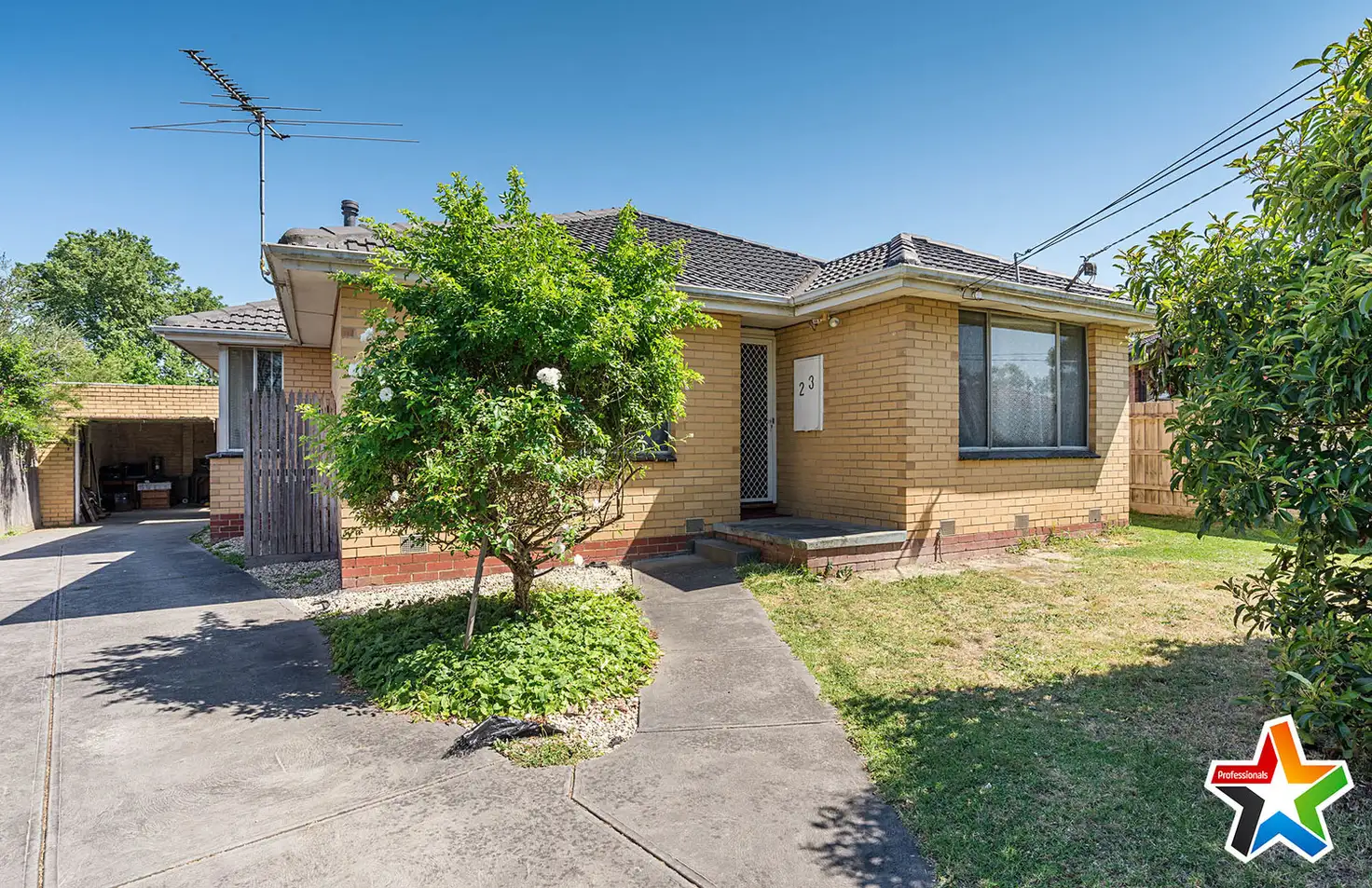 Main view of Homely house listing, 23 Corrong Crescent, Mooroolbark VIC 3138