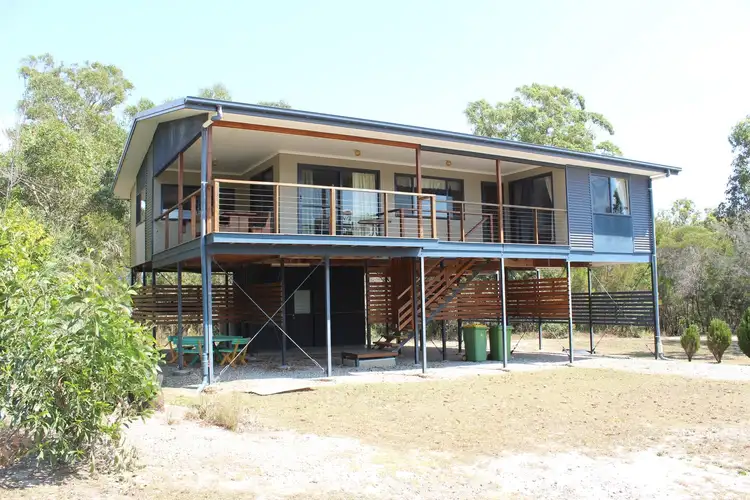 19 Oomool Street, Macleay Island QLD 4184