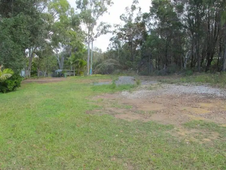 35 jane Street, Macleay Island QLD 4184