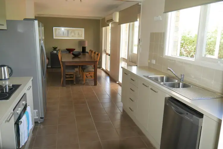 Fifth view of Homely house listing, 2 Gennari Road, Kialla VIC 3631