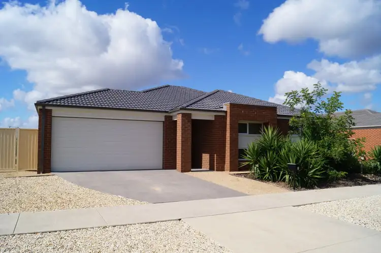 3 Warrumbungle Drive, Shepparton North VIC 3631