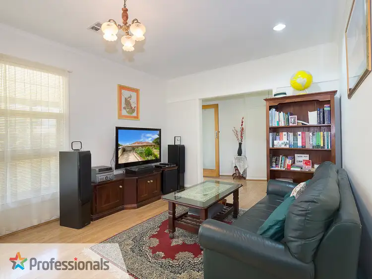 Fourth view of Homely house listing, 1 Esperance Terrace, Valley View SA 5093
