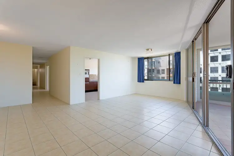 Sixth view of Homely unit listing, 8/51 Marine Parade, Redcliffe QLD 4020