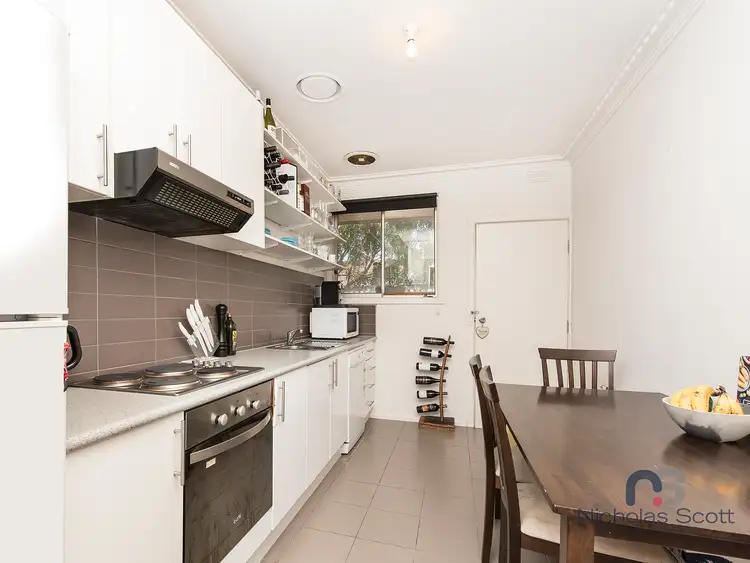 3/34 Waiora Parade, West Footscray VIC 3012