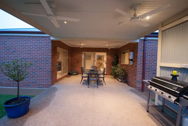 Seventh view of Homely house listing, 19 Brambuck Avenue, Kialla VIC 3631