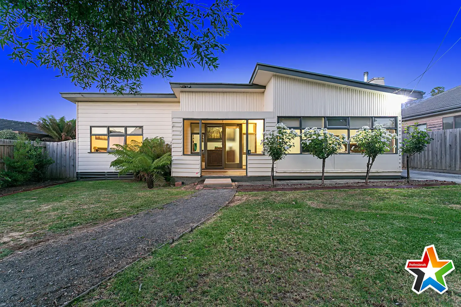 Main view of Homely house listing, 4 Tennyson Avenue, Kilsyth VIC 3137