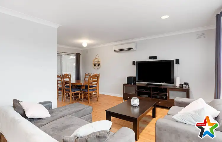 Fifth view of Homely house listing, 21 Rolloway Rise, Chirnside Park VIC 3116