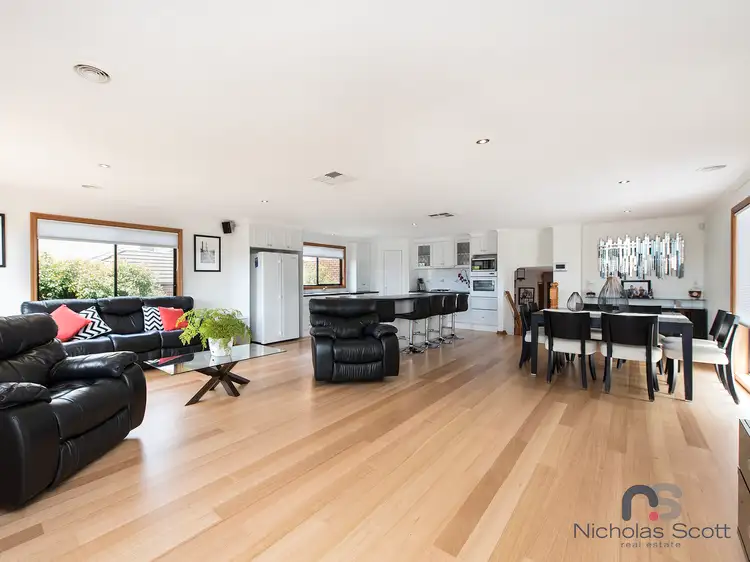 26 Riverbank Drive, Maribyrnong VIC 3032