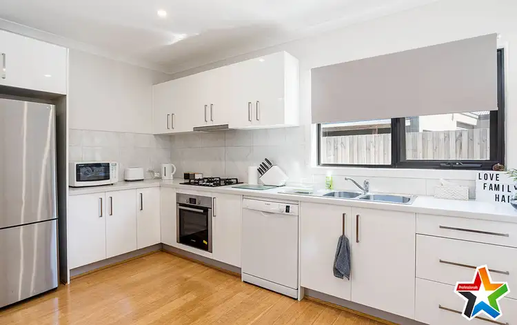 Sixth view of Homely unit listing, 2/9 Blackburn Road, Mooroolbark VIC 3138