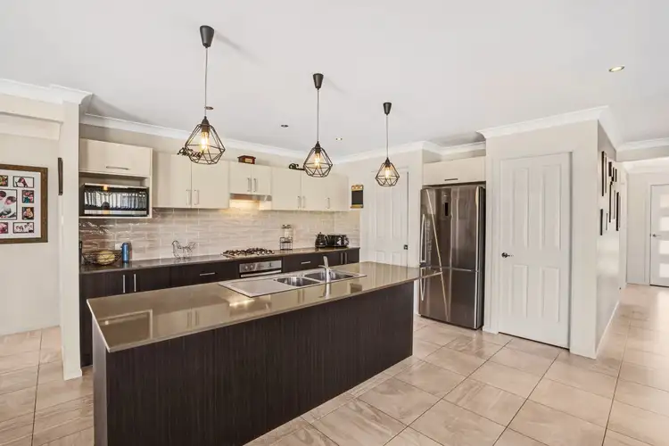 Third view of Homely house listing, 21 Vikki Avenue, Rutherford NSW 2320