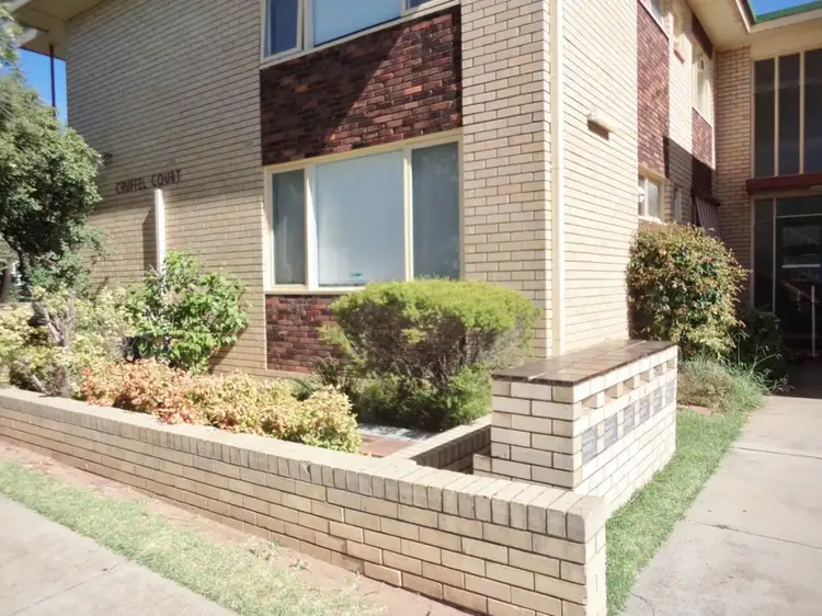 Main view of Homely townhouse listing, 1/21 Splatt Street, Swan Hill VIC 3585