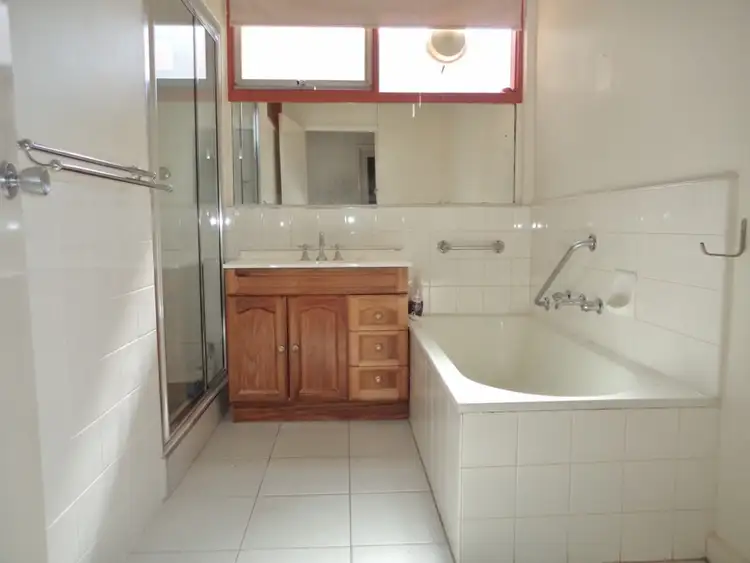 Fifth view of Homely townhouse listing, 1/21 Splatt Street, Swan Hill VIC 3585