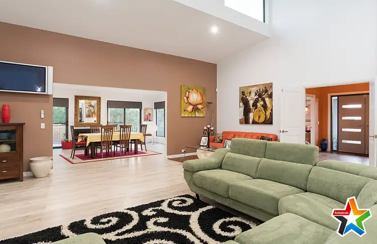 51-53 Russell Street, Mount Evelyn VIC 3796