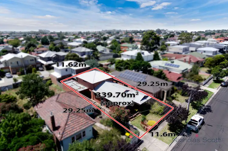 34 Carlyle Street, Maidstone VIC 3012