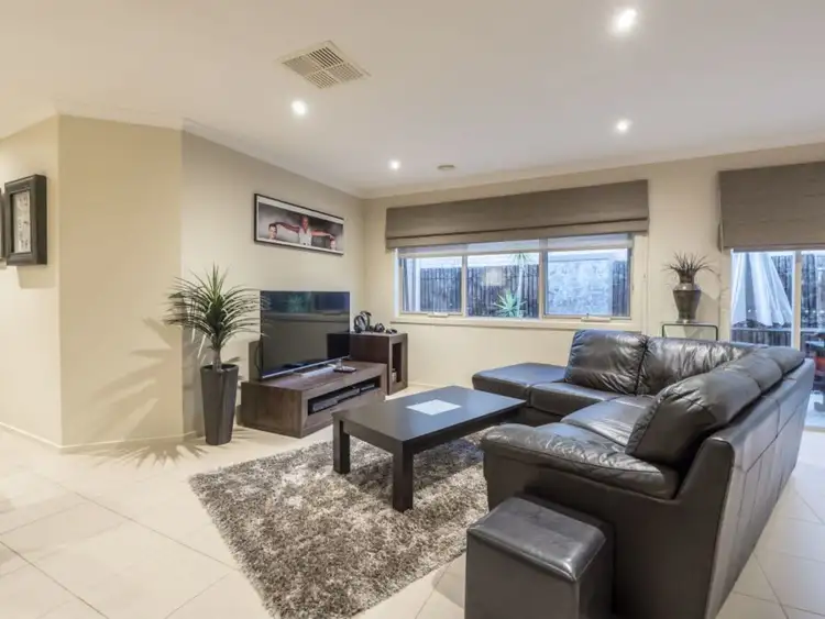 Fourth view of Homely townhouse listing, 3 Toorak Terrace, Shepparton VIC 3630
