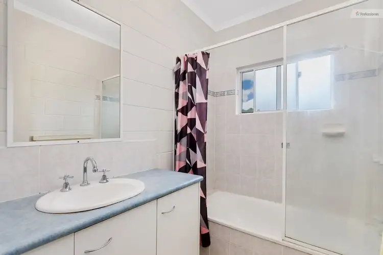 Sixth view of Homely house listing, 4 PROSPECT Close, Edmonton QLD 4869