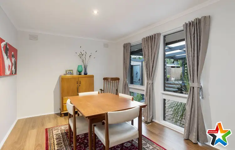 Fourth view of Homely house listing, 5 Sunburst Court, Mooroolbark VIC 3138
