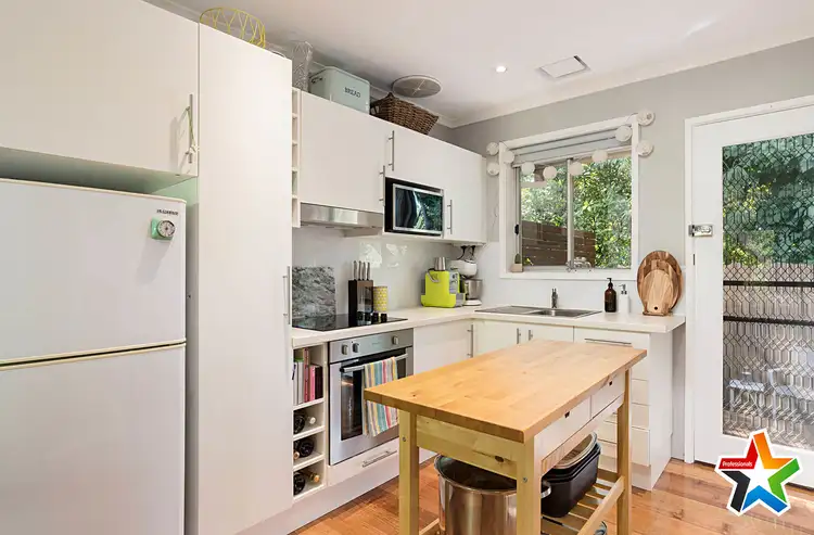 Fifth view of Homely unit listing, 4/6 Wickham Road, Croydon VIC 3136
