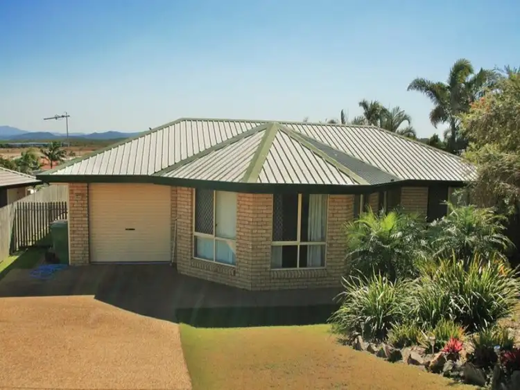 34 Larnach Street, Zilzie QLD 4710