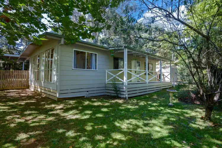 6 Rainbow Trout Avenue, East Warburton VIC 3799