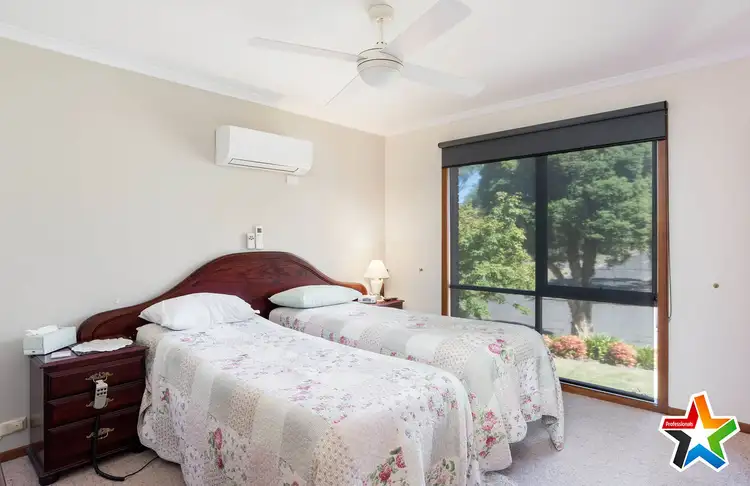 Sixth view of Homely house listing, 48 Wandana Crescent, Mooroolbark VIC 3138