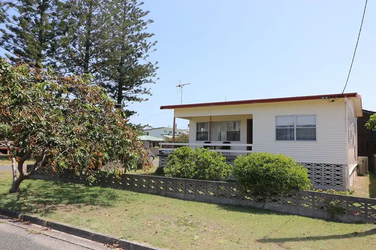 6 Scott Street, Harrington NSW 2427