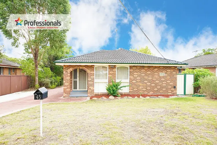 43 Glencoe Avenue, Werrington County NSW 2747