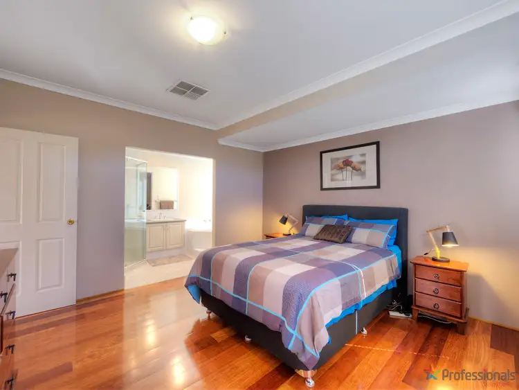 Fifth view of Homely house listing, 18 Merlin Way, Wattle Grove WA 6107