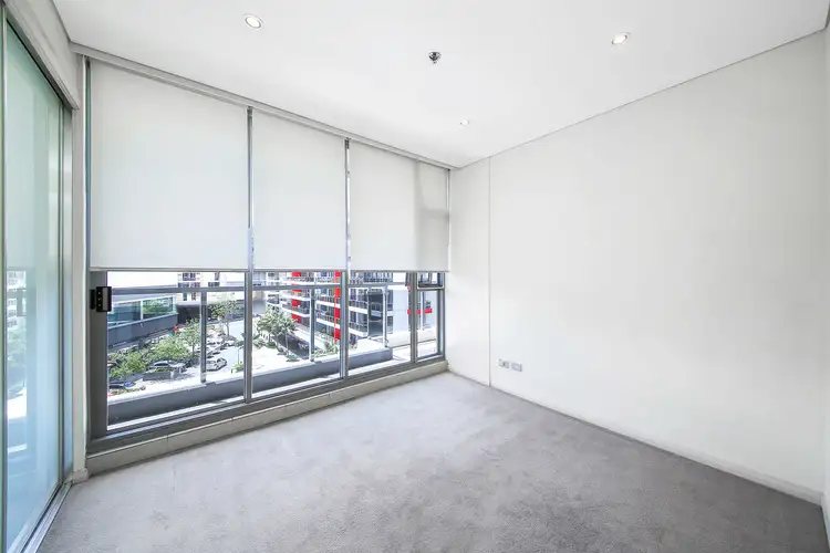 Fifth view of Homely apartment listing, 620/2 Lachlan Street, Waterloo NSW 2017
