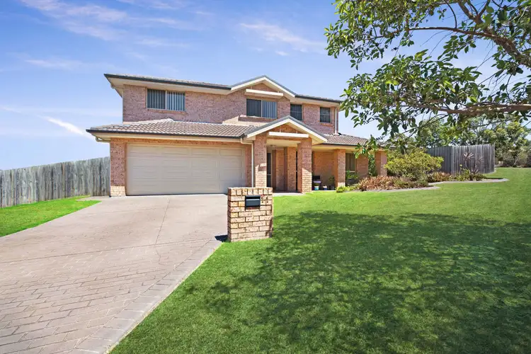11 Hibiscus Crescent, Aberglasslyn NSW 2320