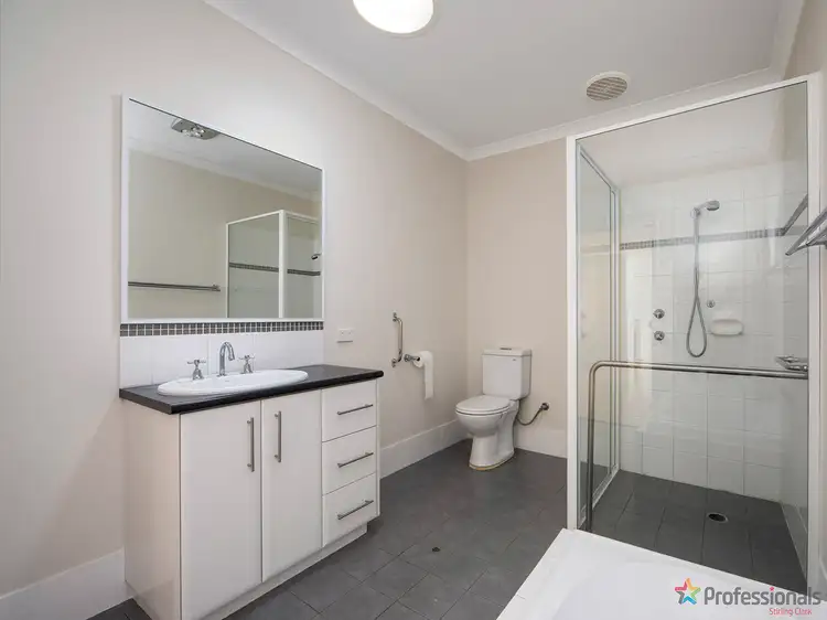Seventh view of Homely house listing, 4/149 Hale Road, Forrestfield WA 6058