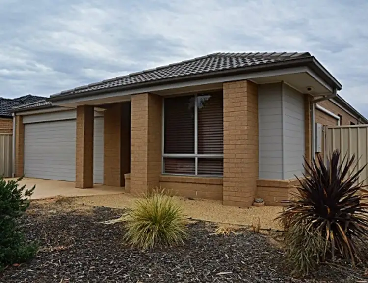 10 Tea Tree Place, Kialla VIC 3631