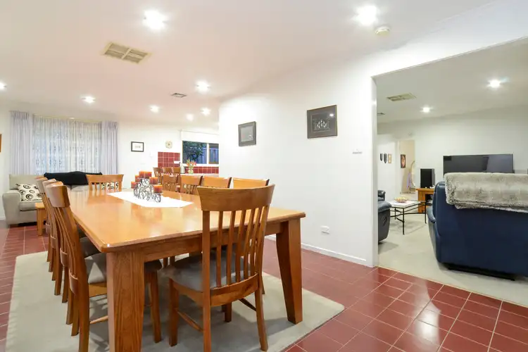 Fifth view of Homely house listing, 3 Laverock Court, Taylors Lakes VIC 3038