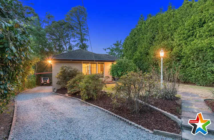 11 Walker Road, Montrose VIC 3765