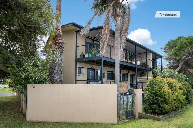 1/186 Lawrence Hargrave Drive, Thirroul NSW 2515
