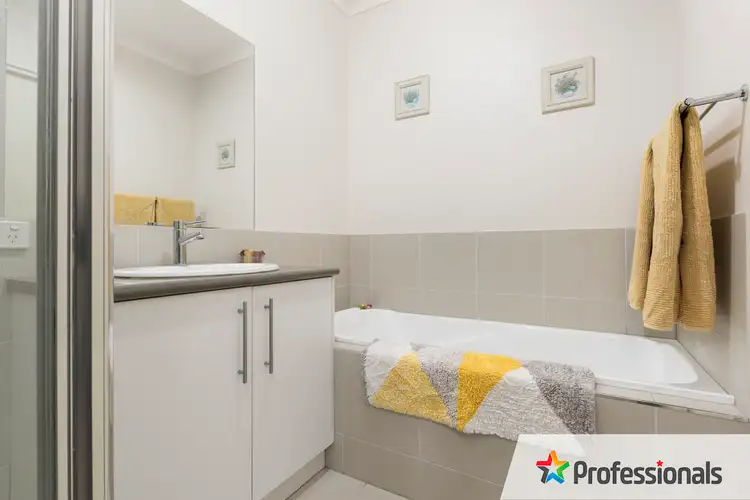 Sixth view of Homely townhouse listing, 27 Fox Street, East Bendigo VIC 3550