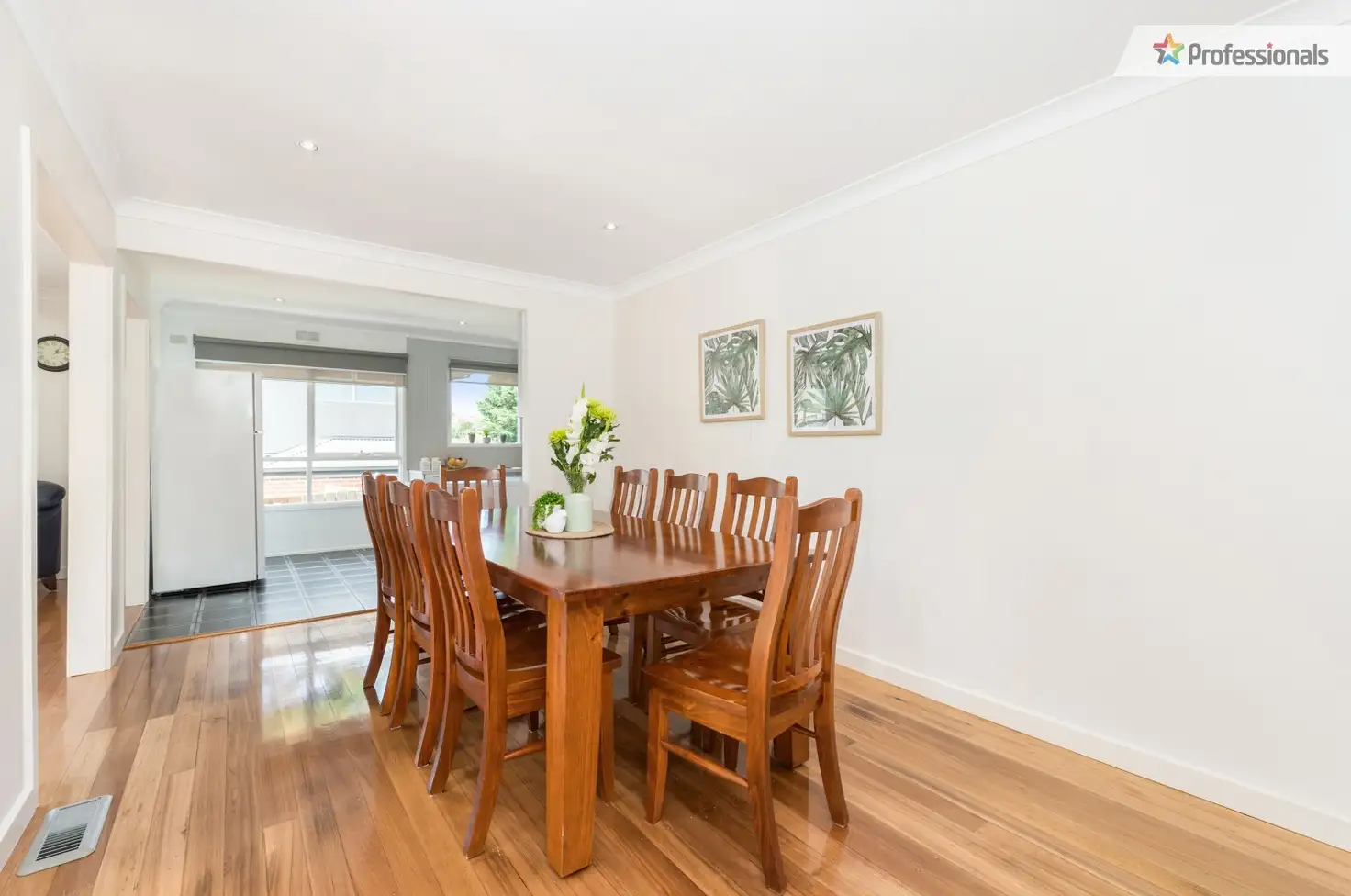 Main view of Homely unit listing, 1/42 Mareeba Crescent, Bayswater VIC 3153